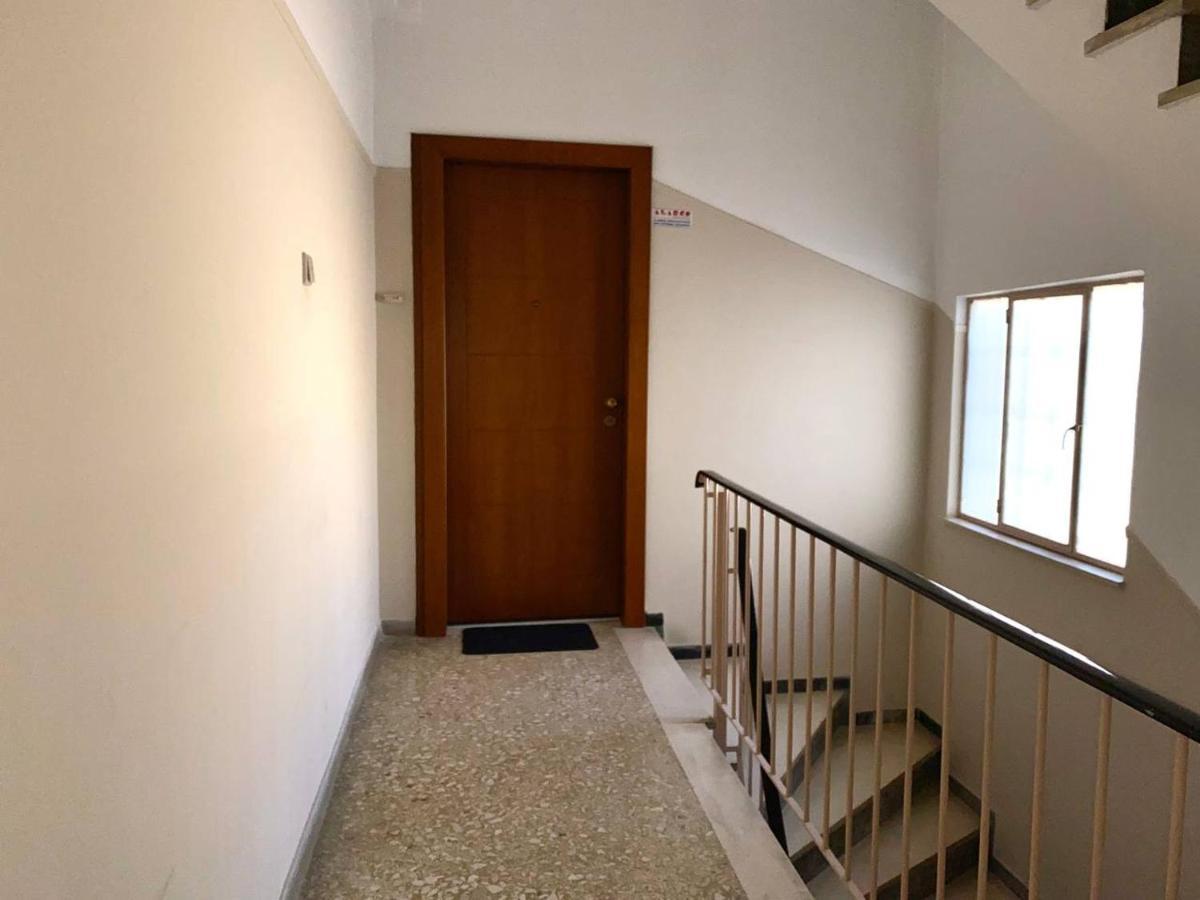 Ferienwohnung Charming Flat With An Amazing View Athen Exterior foto
