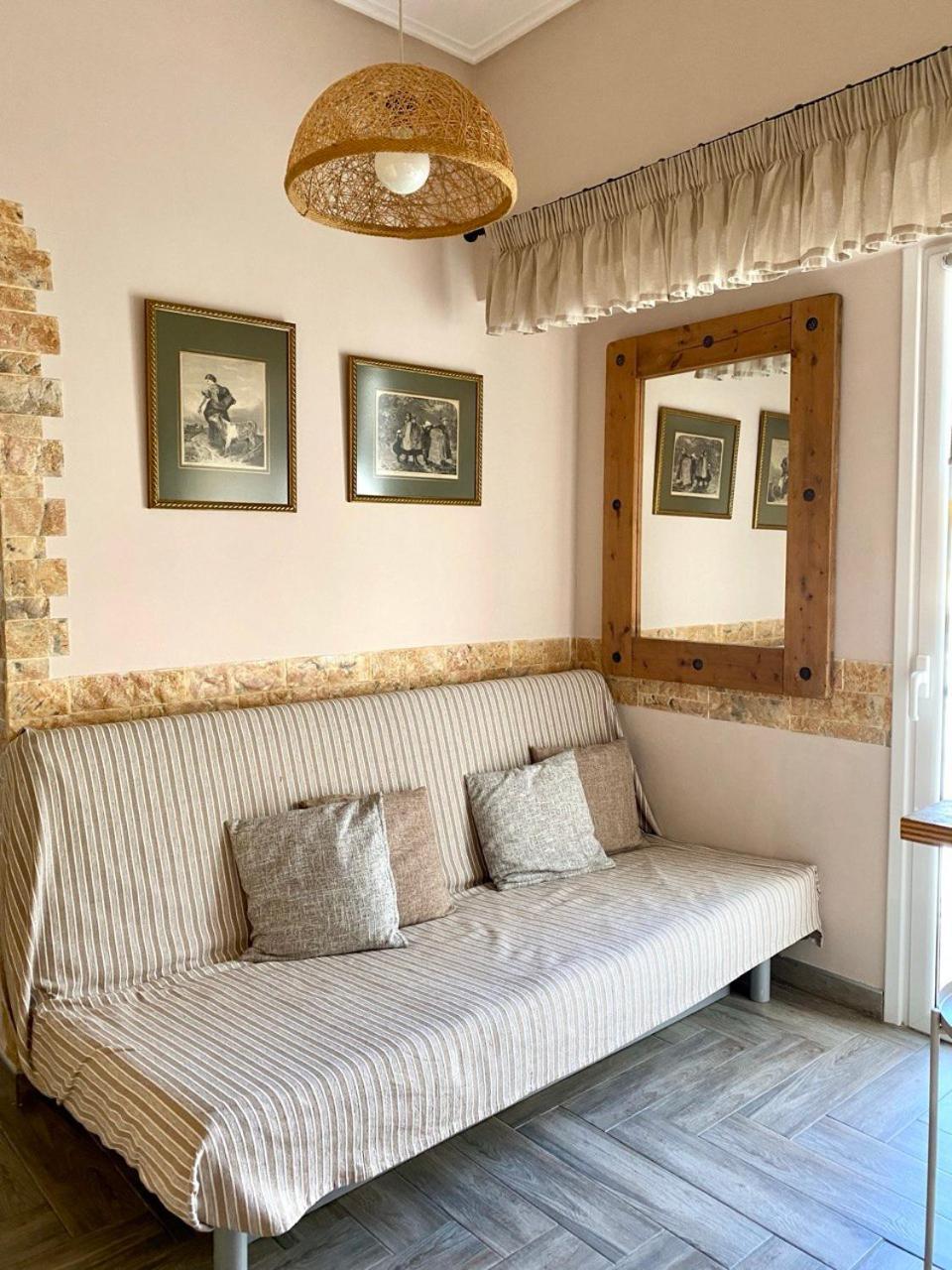 Ferienwohnung Charming Flat With An Amazing View Athen Exterior foto