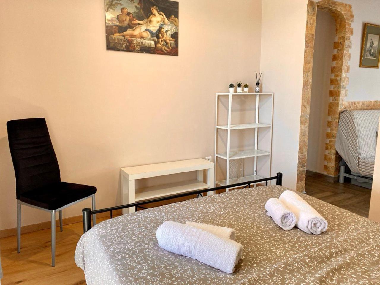 Ferienwohnung Charming Flat With An Amazing View Athen Exterior foto